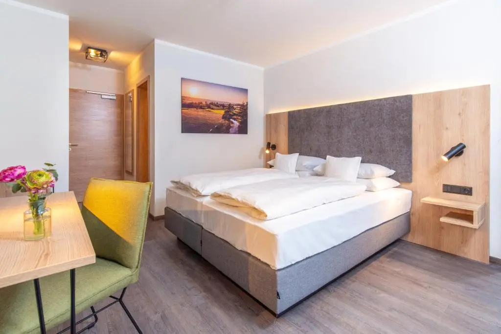 Superior Double room (full double bed)