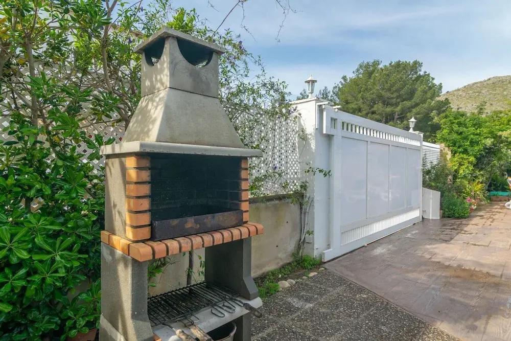Villa in Alcudia With Pool & Near Beach