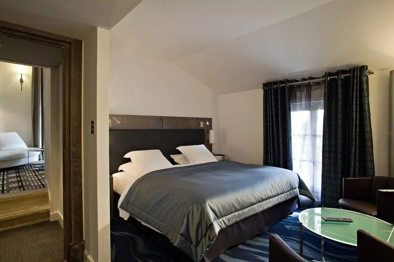 Executive room