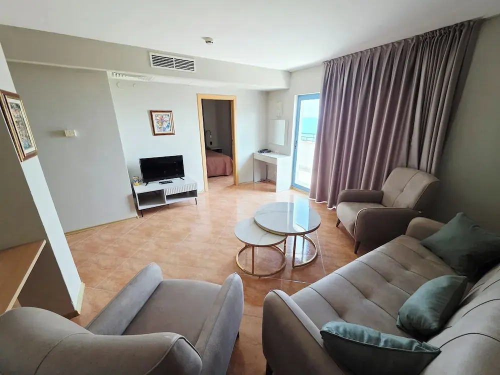 Apartment with balcony
