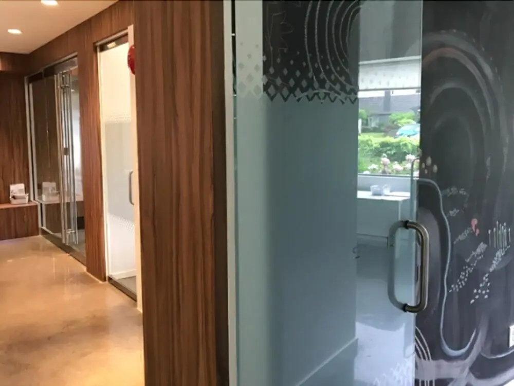 Backpacker College at EC Vancouver: APT Living