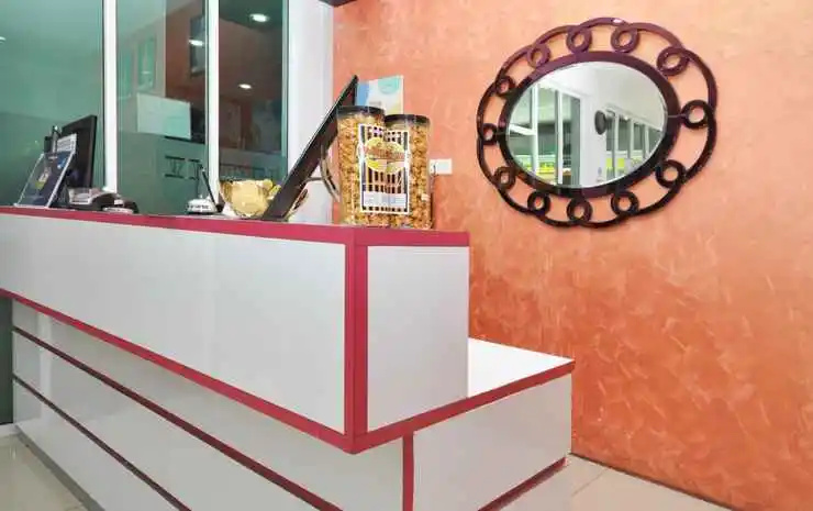 Lobby & Reception