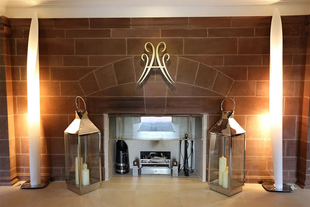 Lobby & Reception