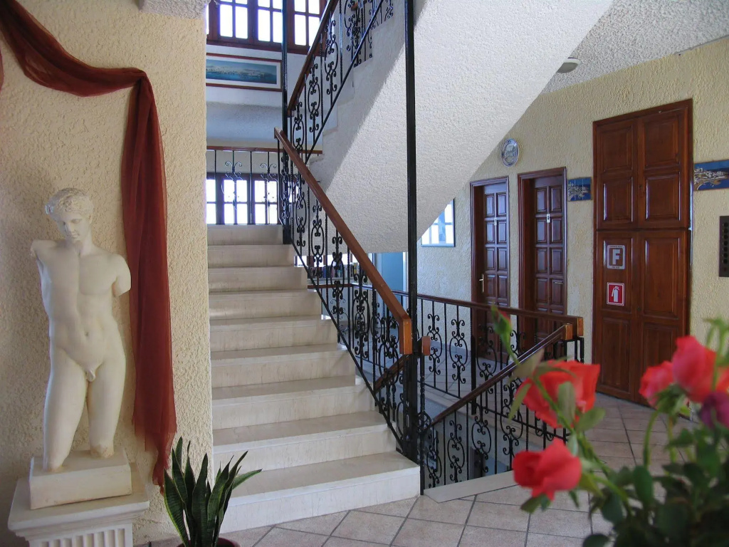 Cavos Bay Hotel and Studios - Général