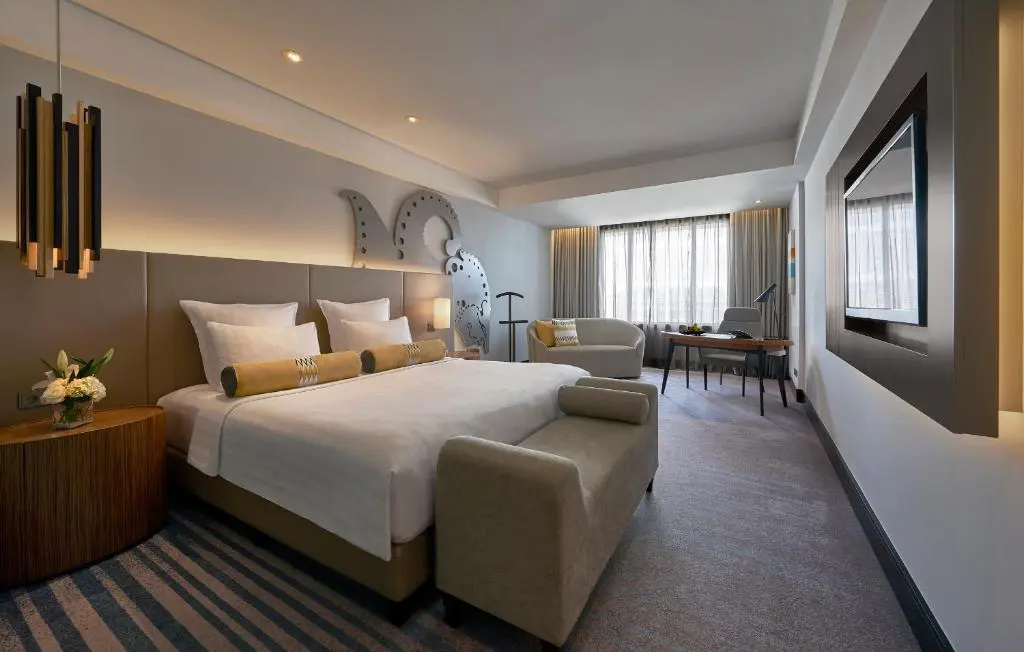 Deluxe Double room (full double bed)