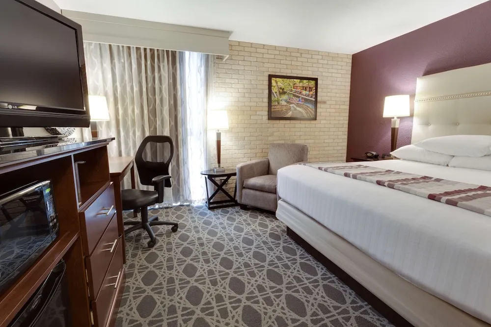 Drury Inn & Suites San Antonio Northeast - Chambres