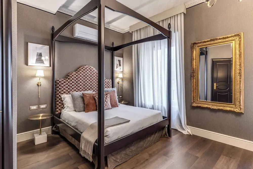 Superior room