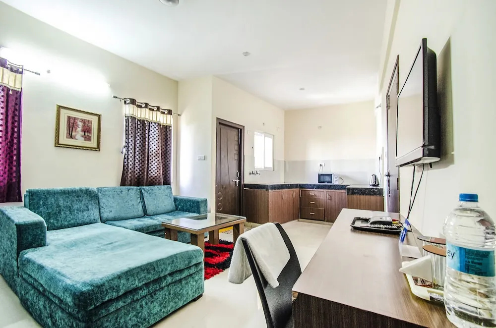 FabExpress Namo Suites - Chambres