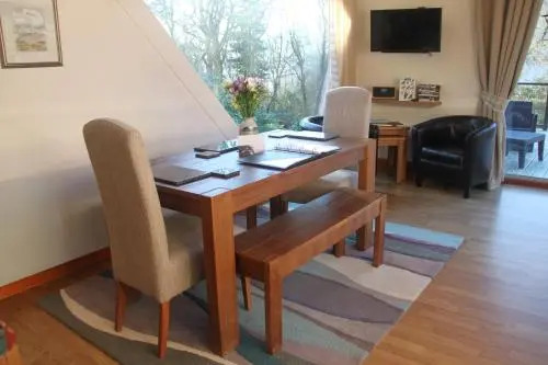 Invergloy Riverside Lodges