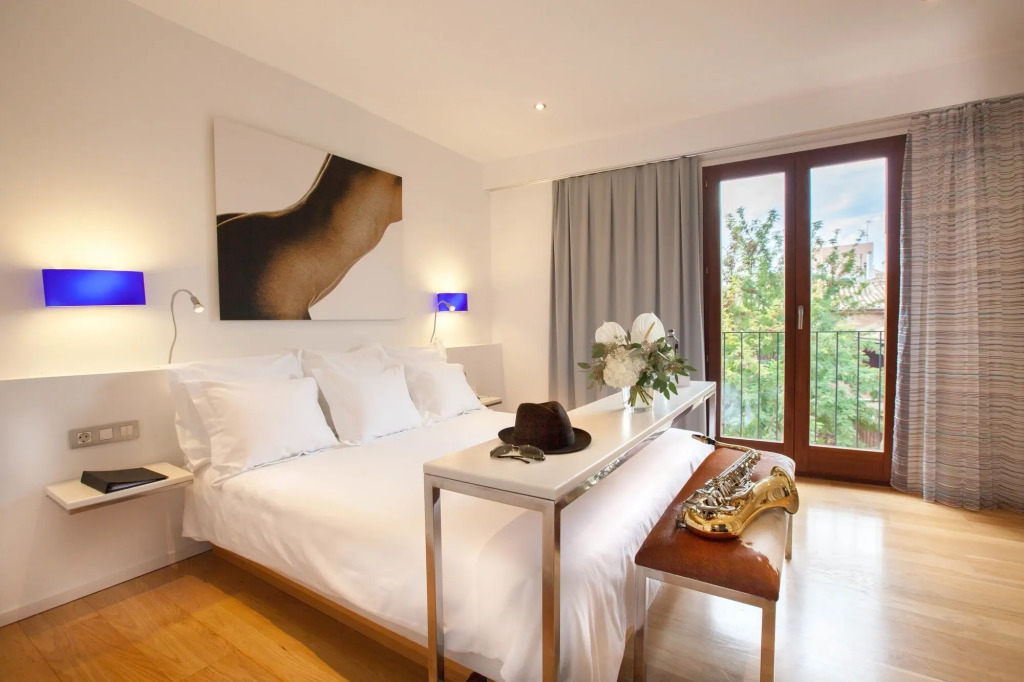 Petit Palace Hotel Tres by null