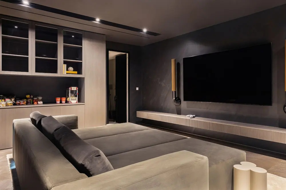 Palm Paradise- 5BR Villa - Infinity Pool image rooms