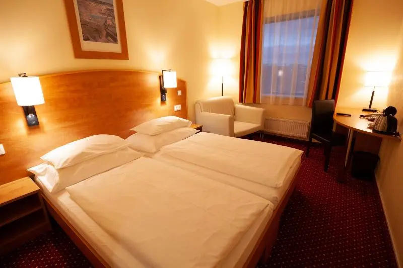 Amedia Express Prag - Chambres