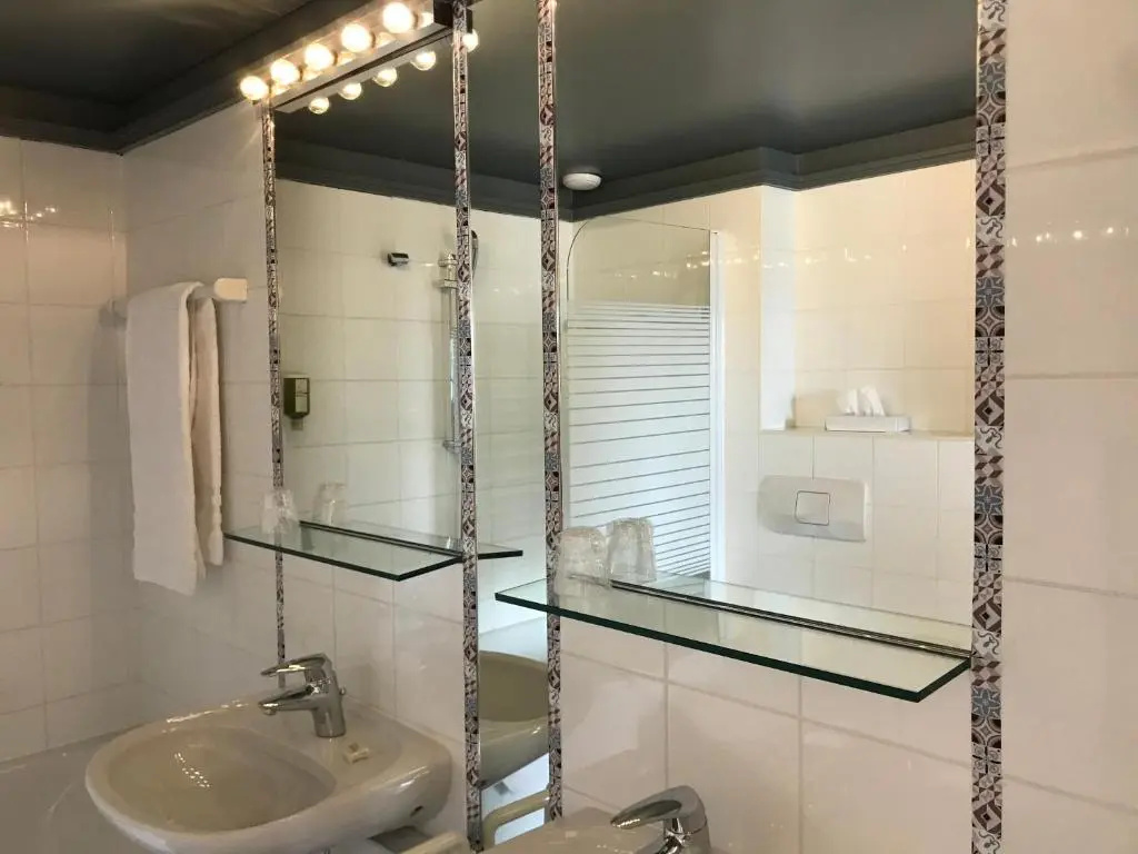 Standard Double room with view (full double bed)