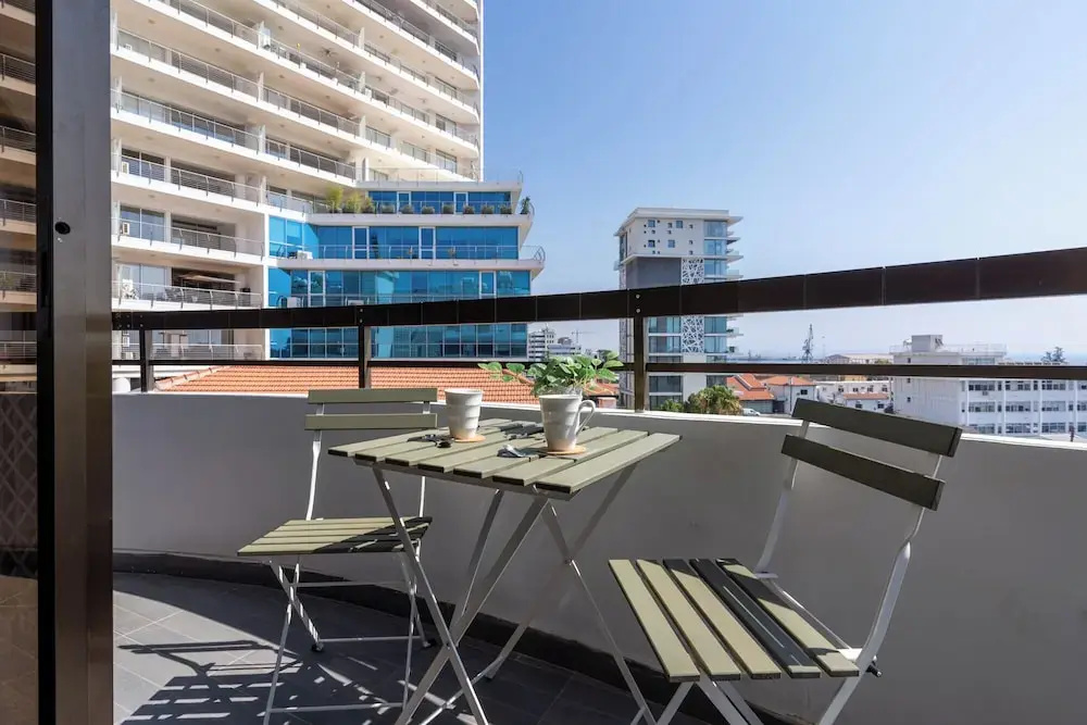 Fiesta 1-BR Apt. & Balcony in Larnaca
