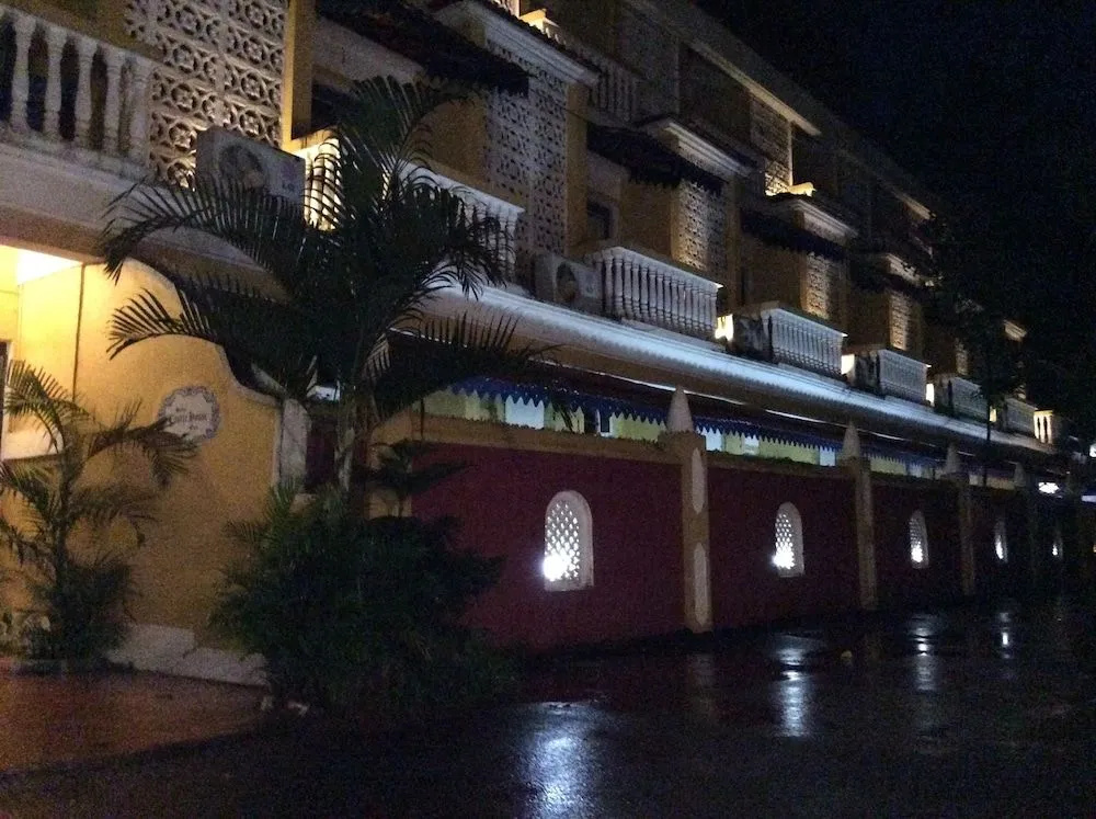 Hotel Castle House