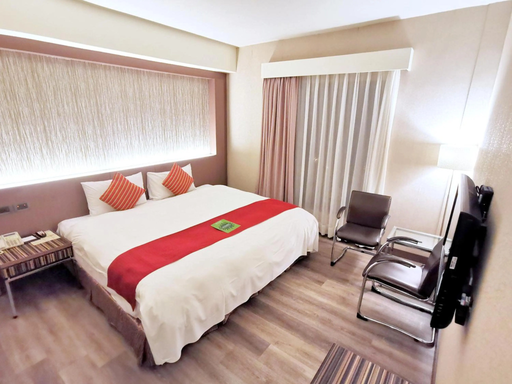 Отель Lishiuan International Hotel в Хуалянь