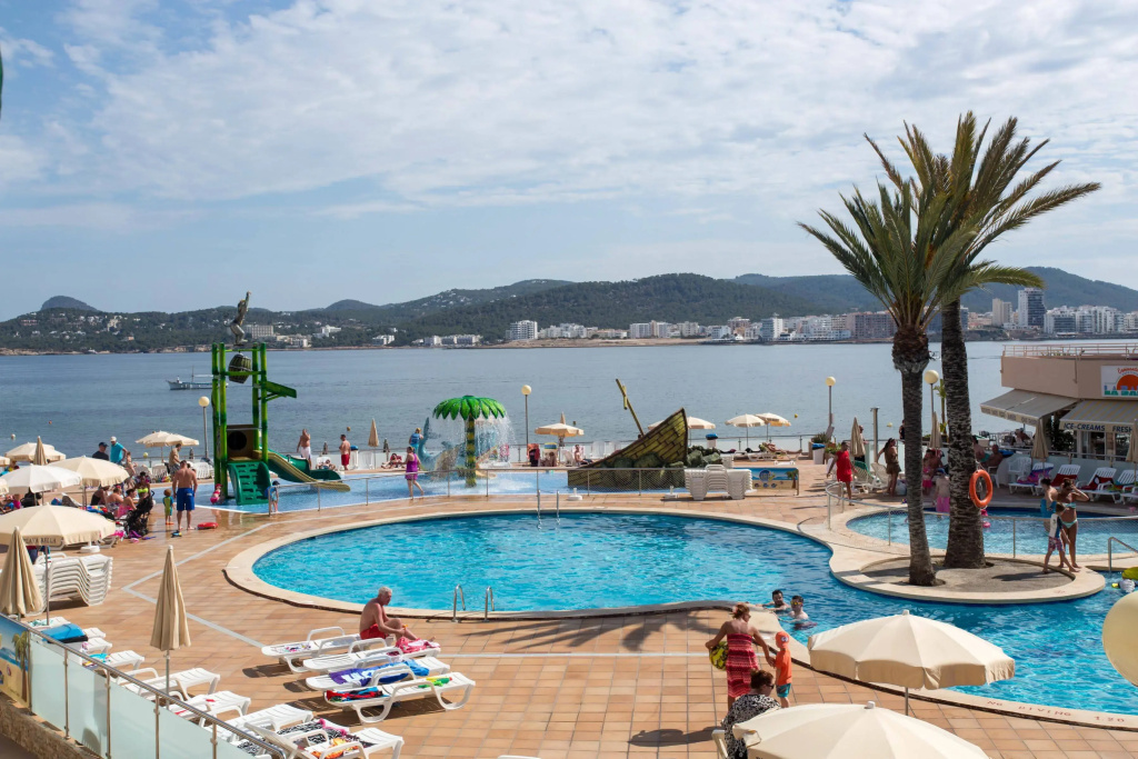 Hotel photo 8