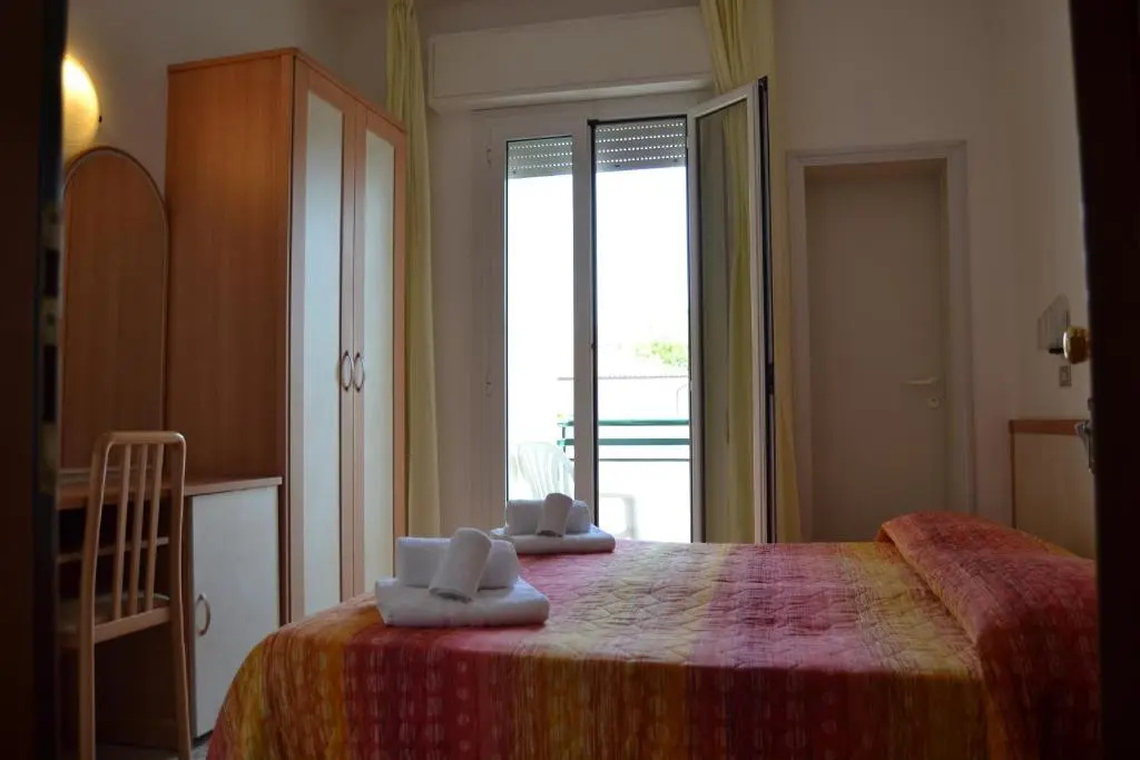 Economy room