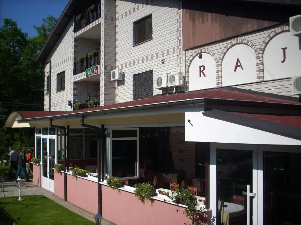 B&B Vila Raj
