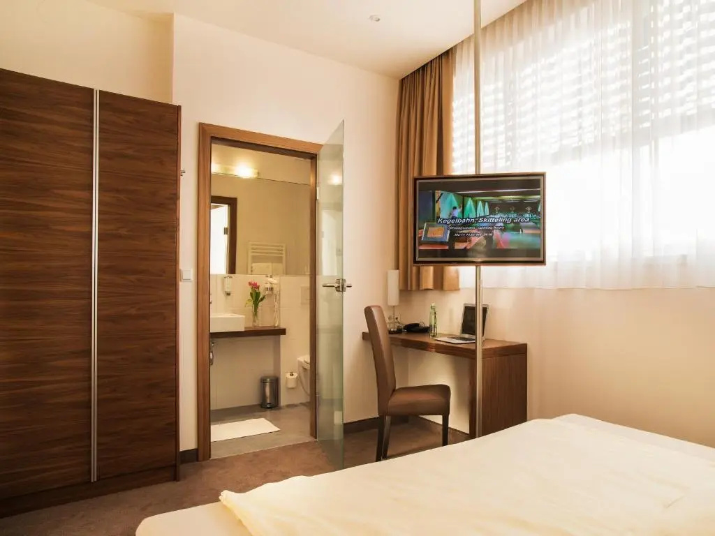 Comfort Double room (full double bed)