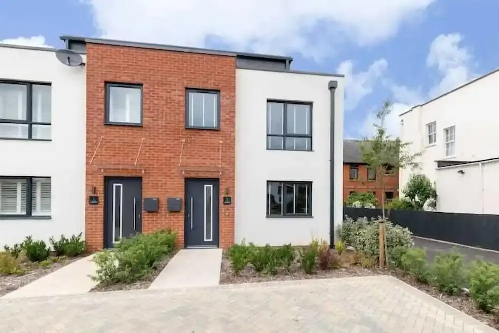 Elliot Oliver - 2 The Old Surgery: Stunning 4 Bedroom Home With Parking In Cheltenham