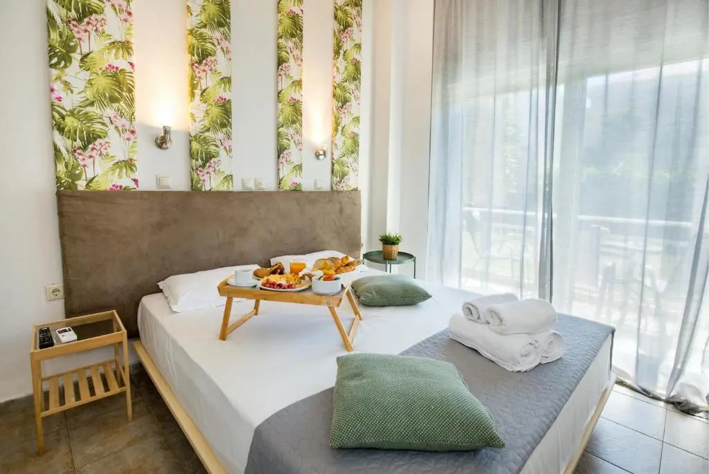 Economy room