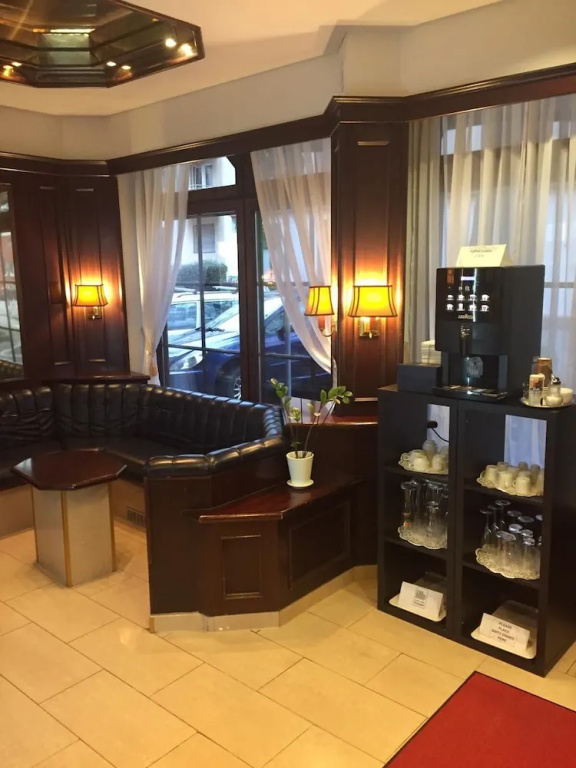 Lloyed Hotel - Général