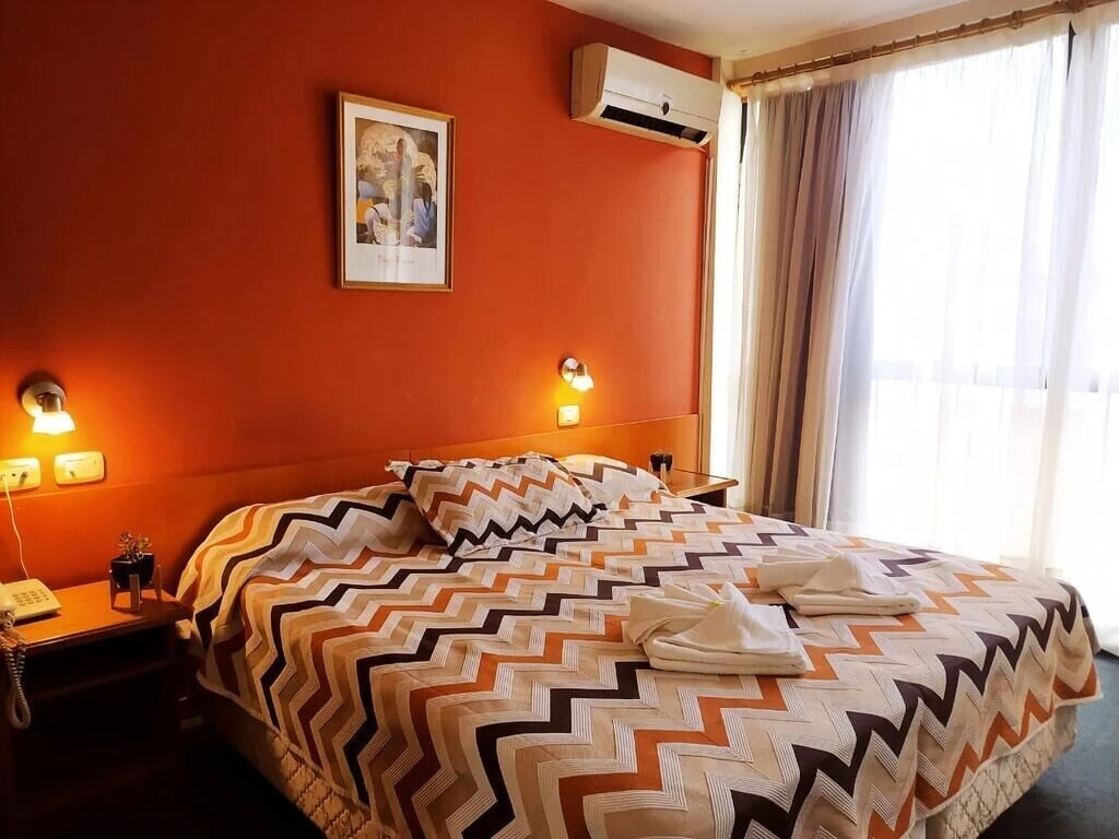 Gran Lourdes Hotel — 4