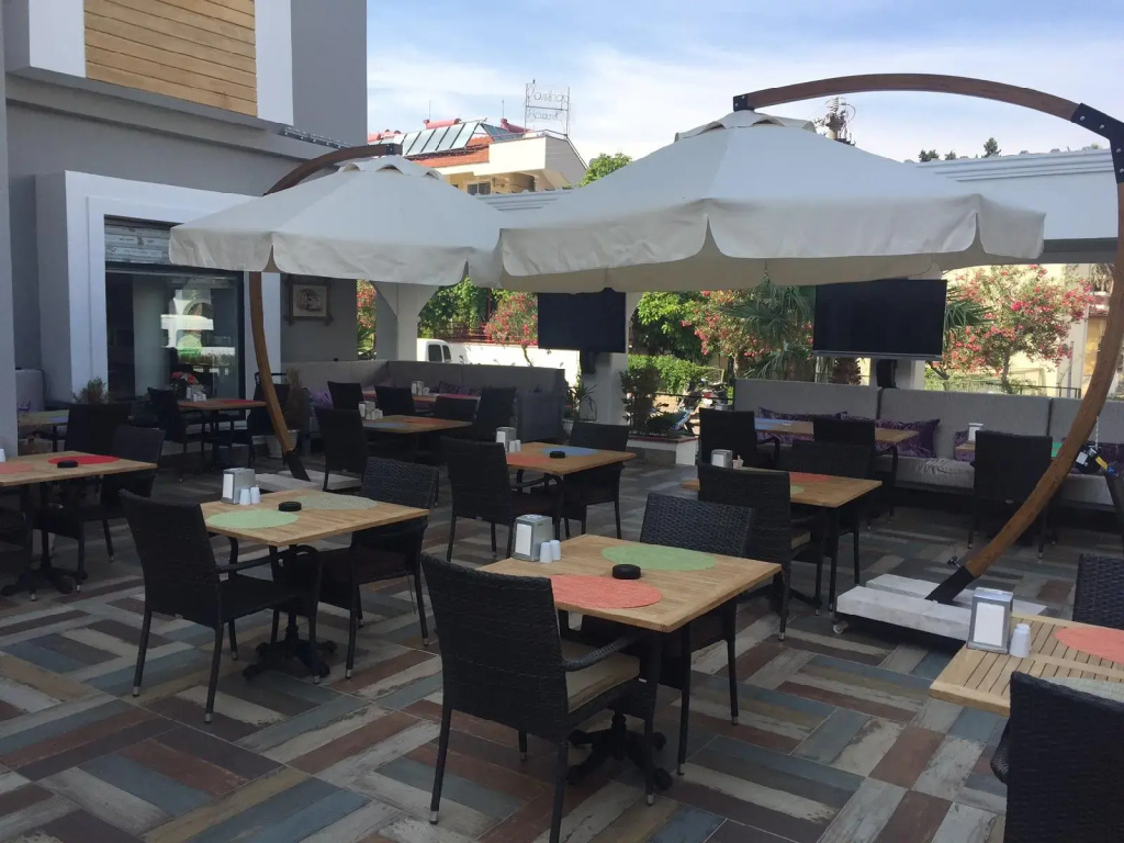 Aryes Deluxe Hotel - Général