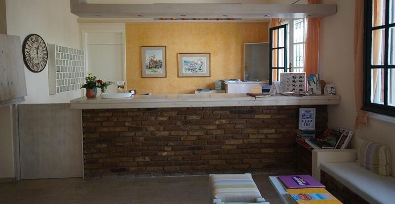 gallery_image_hidden_5