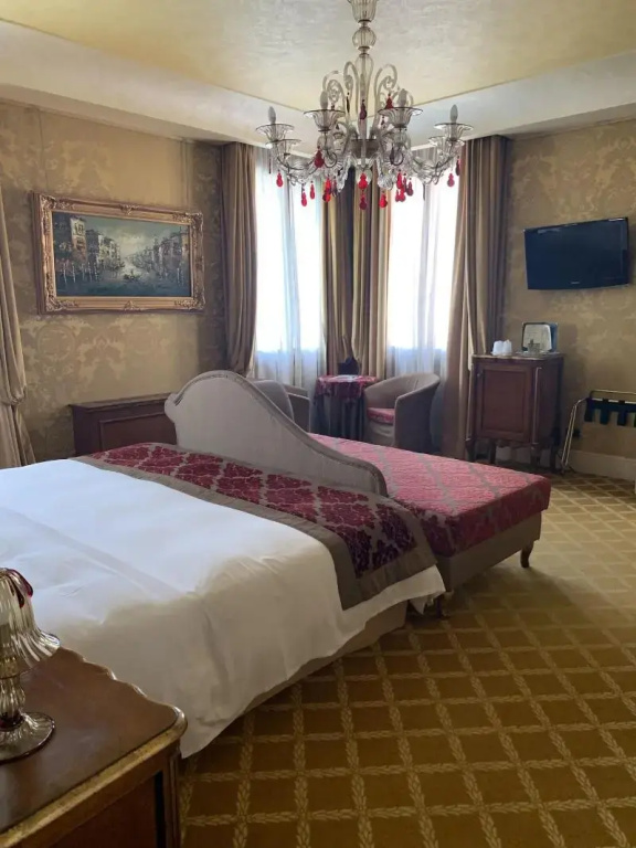 Deluxe Double room with canal view (twin beds)