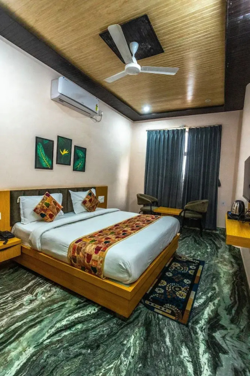 Hotel Kirti Plaza - Chambres