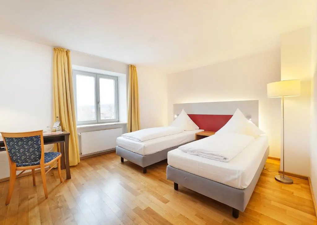 Standard Double room (full double bed)