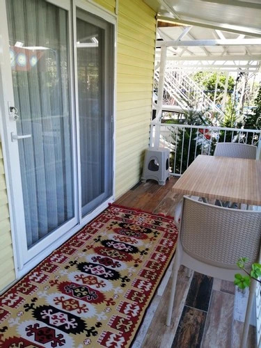 Boncuk Hemşire Apartları Adrasan
