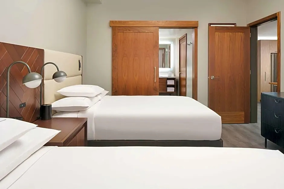 2 Bedrooms Premier Suite