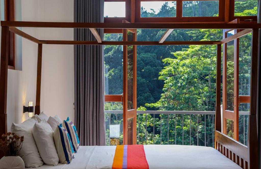 Hanthana House