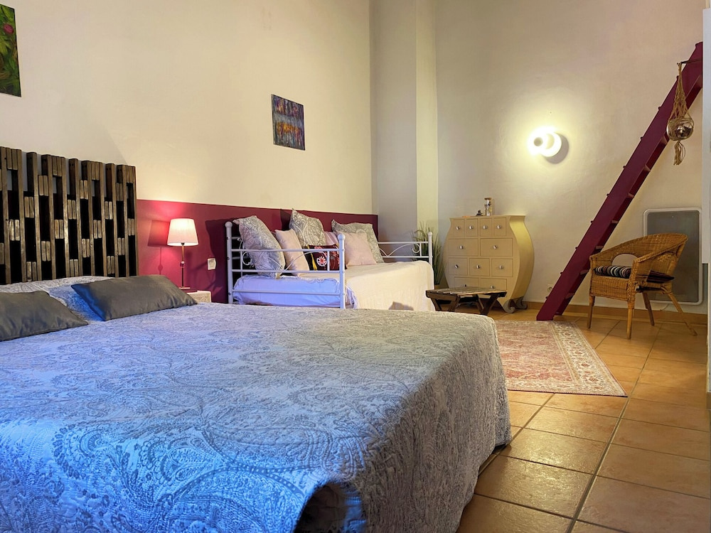 Afficher la photo 6 — Orangerie de Cardet B&B