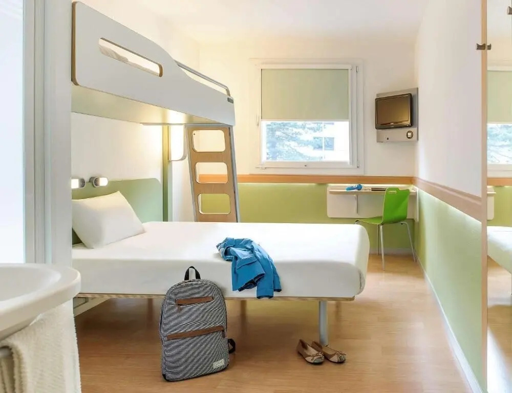Comfort room