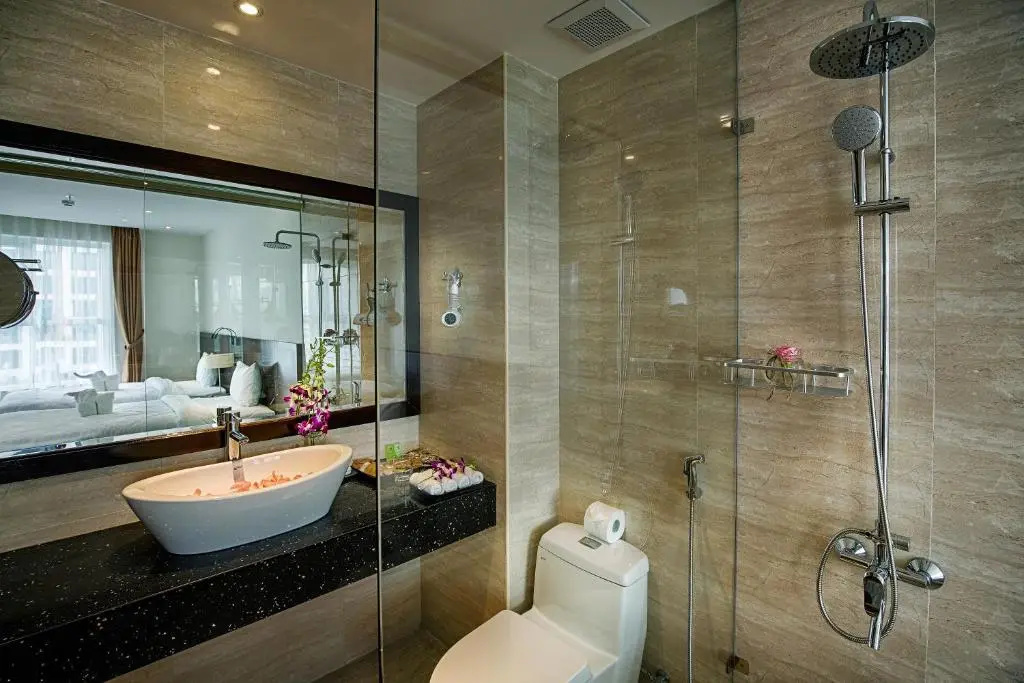 Deluxe Double room with city view (twin beds)