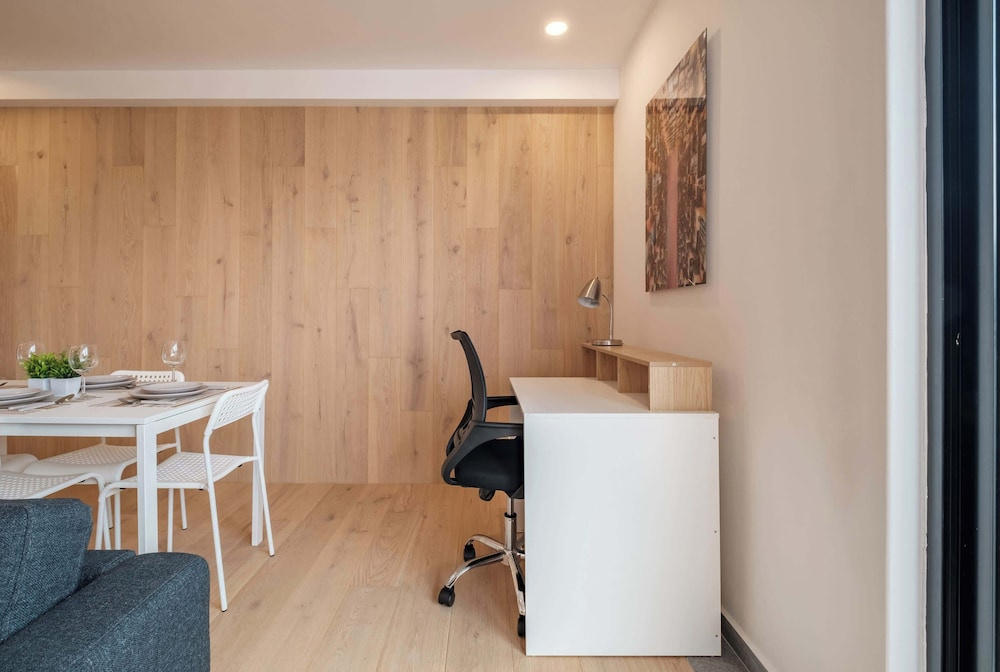 Luxury 2 BR Condo in Condesa