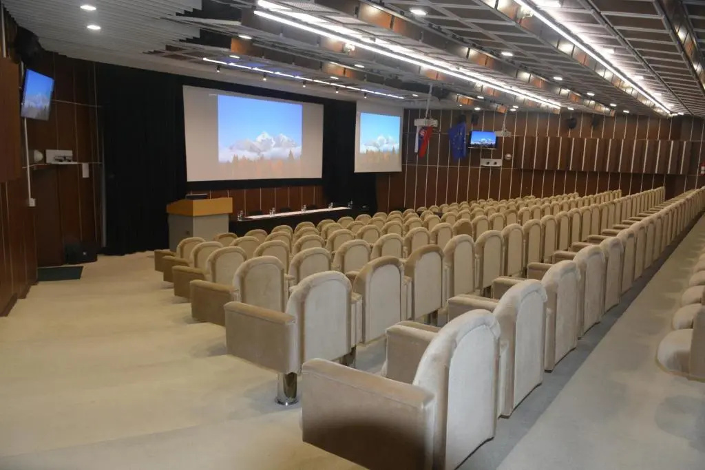 Kongresové centrum SAV Academia - Général