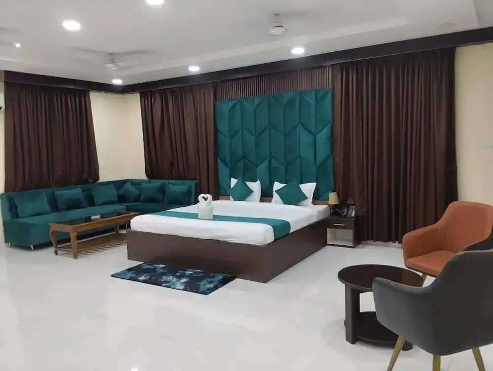 Hotel photo 13
