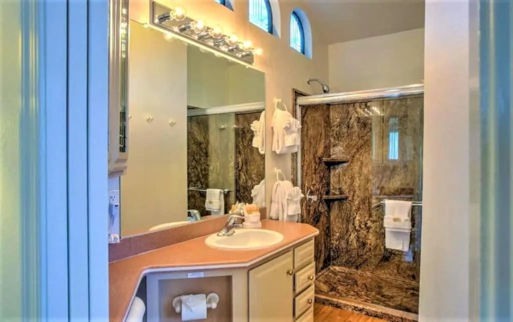 Sedona Pines Resort - Chambres