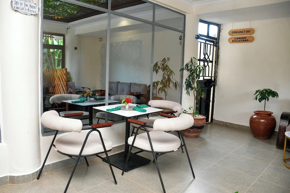 Sophies Garden Hotel