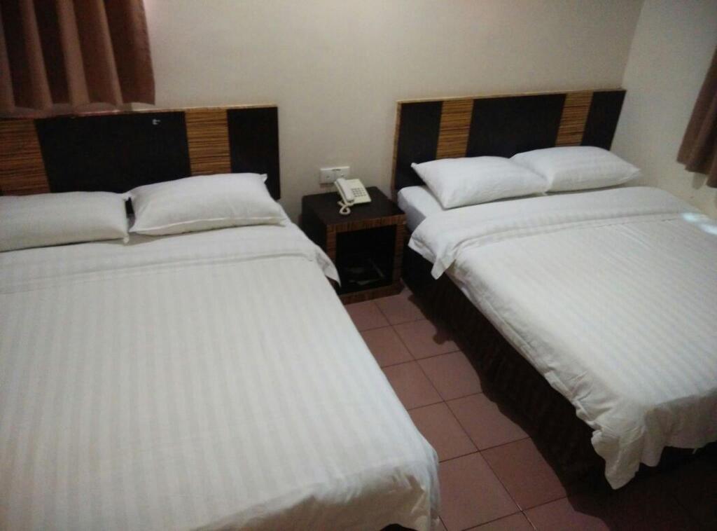 Hotel Traveller