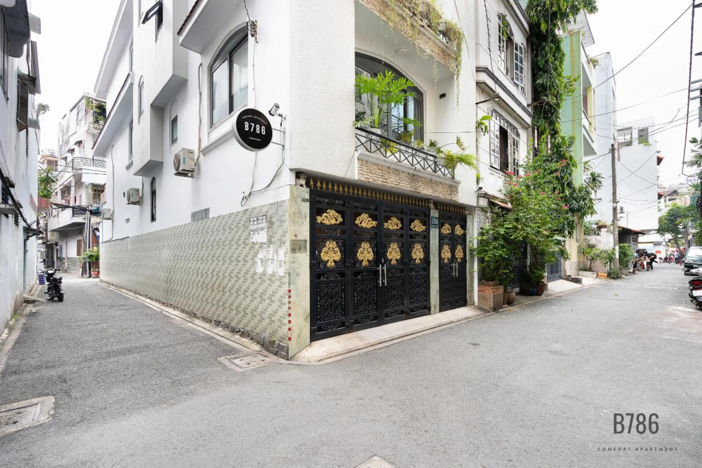 B786 Apartment