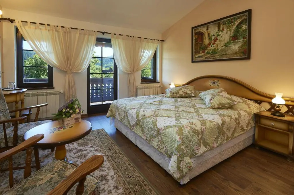Conacul Ambient - Chambres