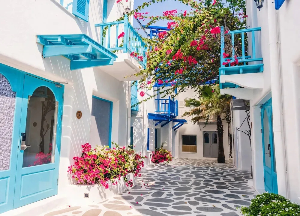 Thomais - Refined Living in the Heart of Mykonos