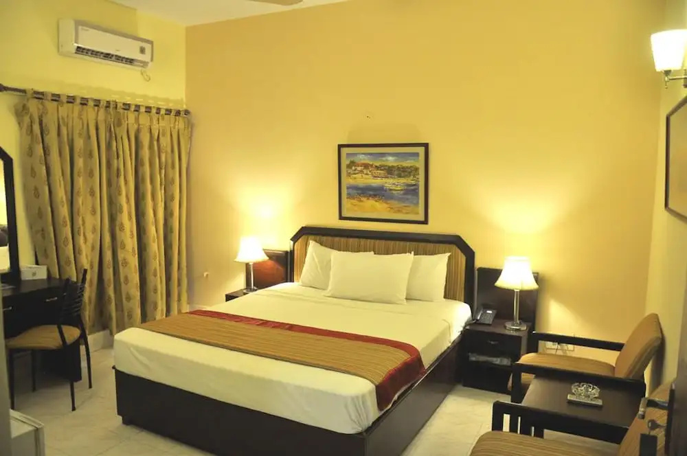 Herfa Inn Lahore - Chambres