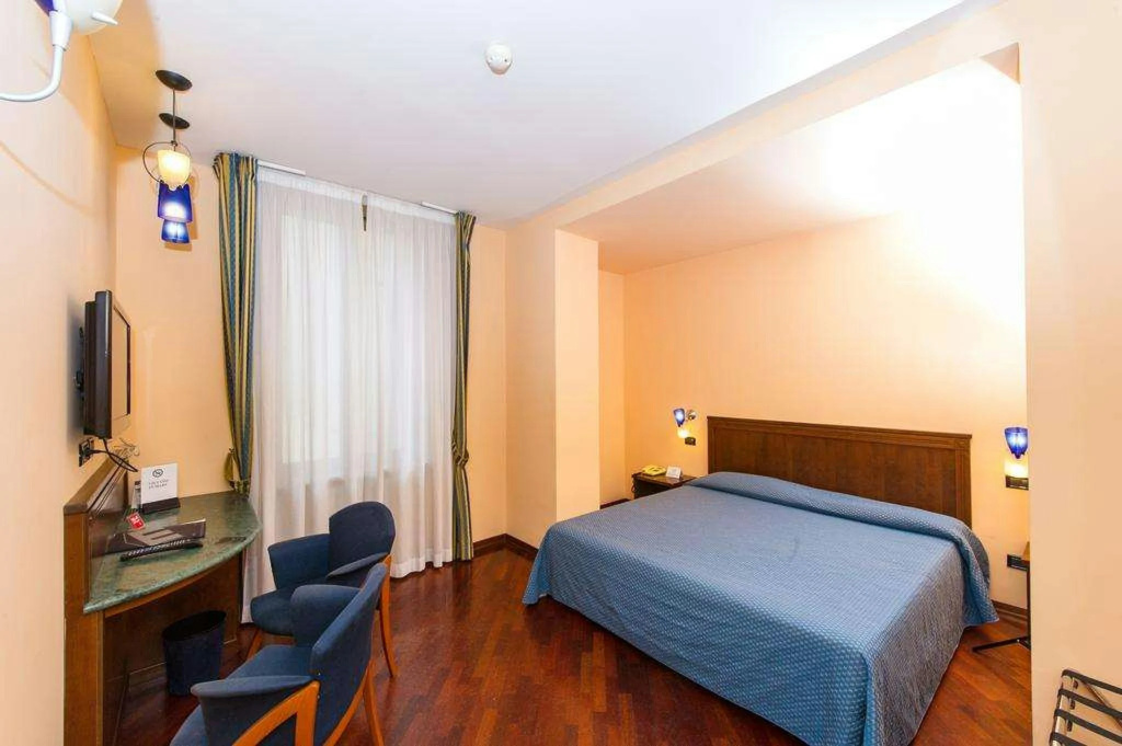 hotel photo